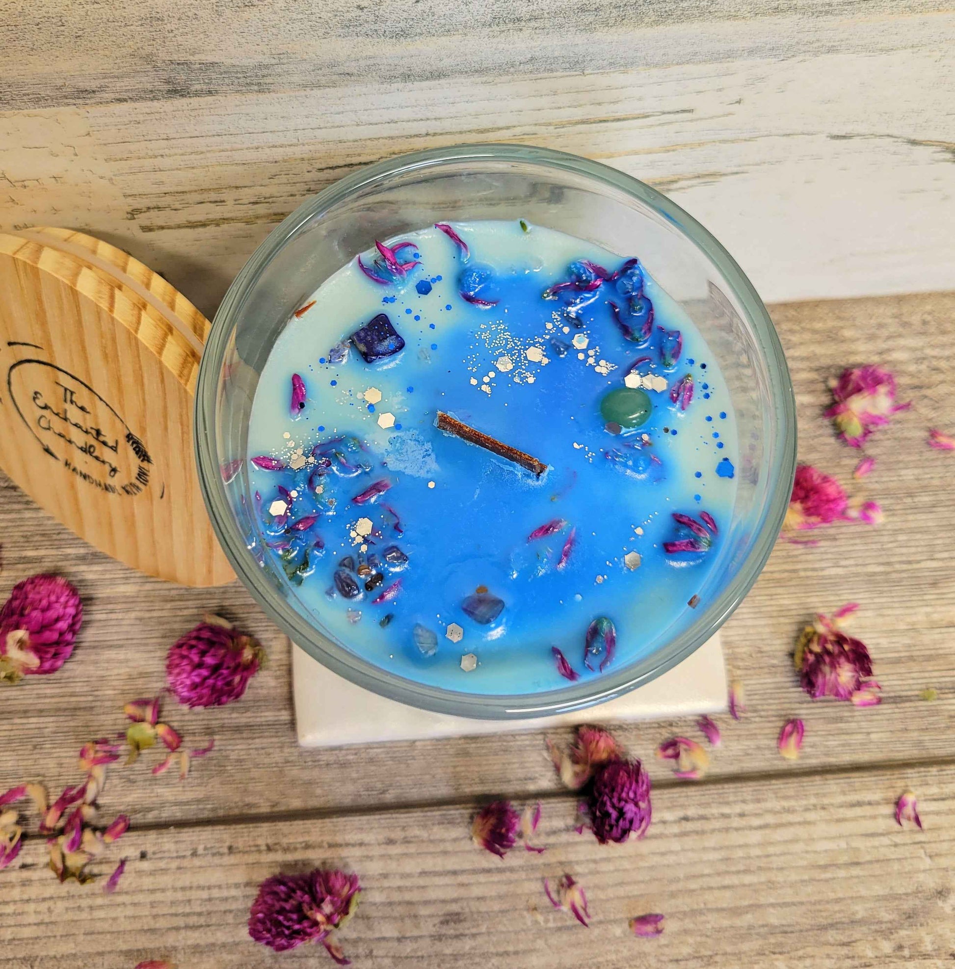 Home Sweet Home – Scented Soy Candle | Wooden Wick, Clean-Burning (6 oz)