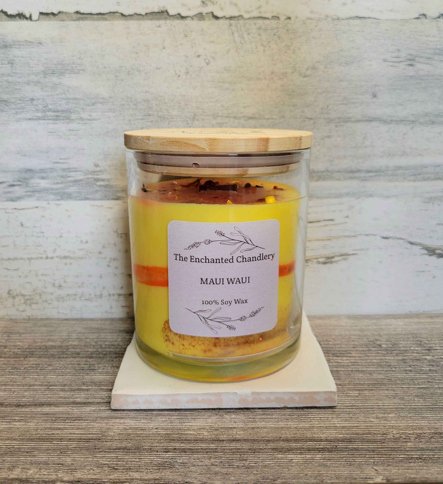 Maui Waui – Scented Soy Candle | Wooden Wick, Clean-Burning (12 oz)