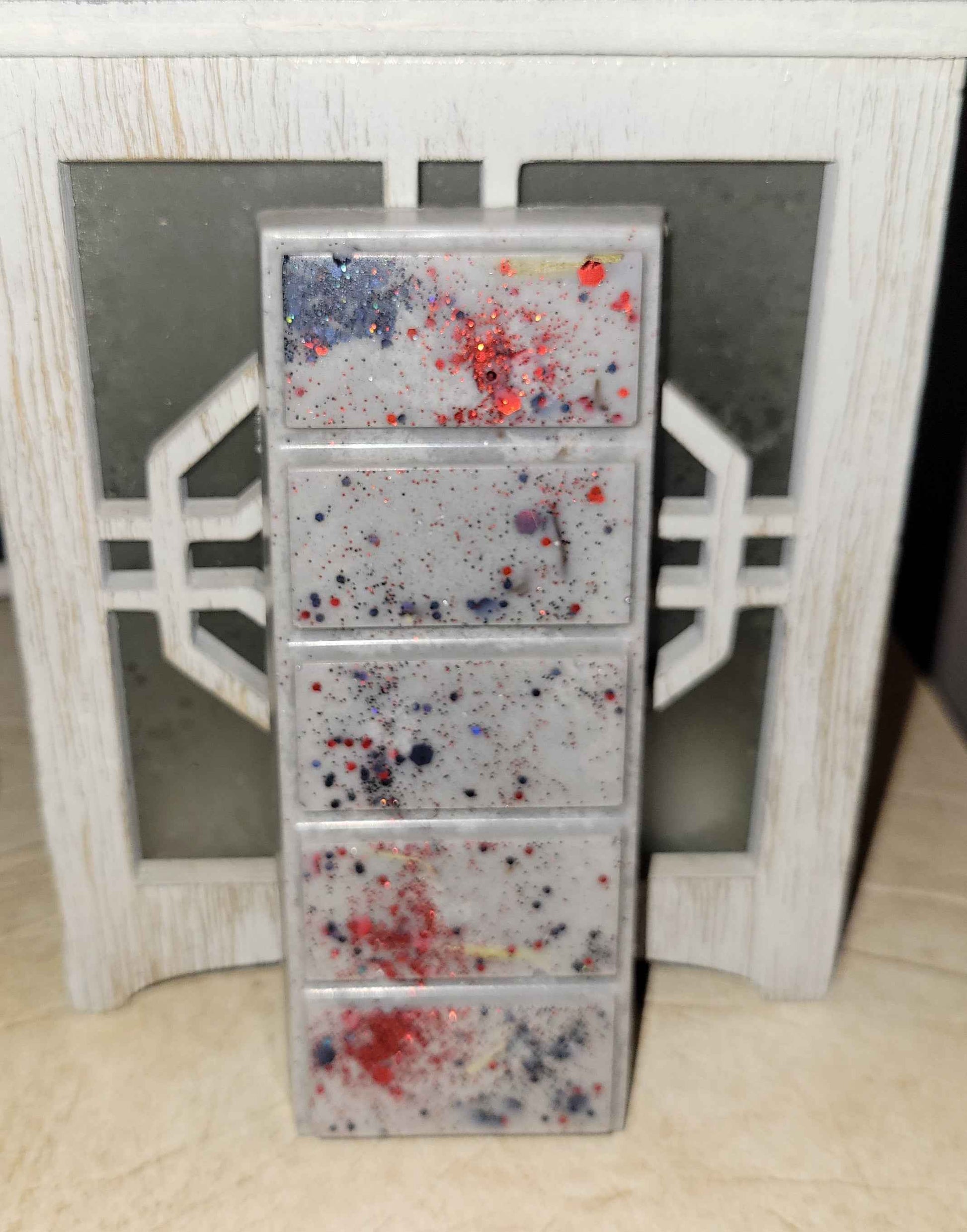 Snap Bar Melts
100% Soy Wax | Herbal-Infused | Hand-Poured Home Fragrance