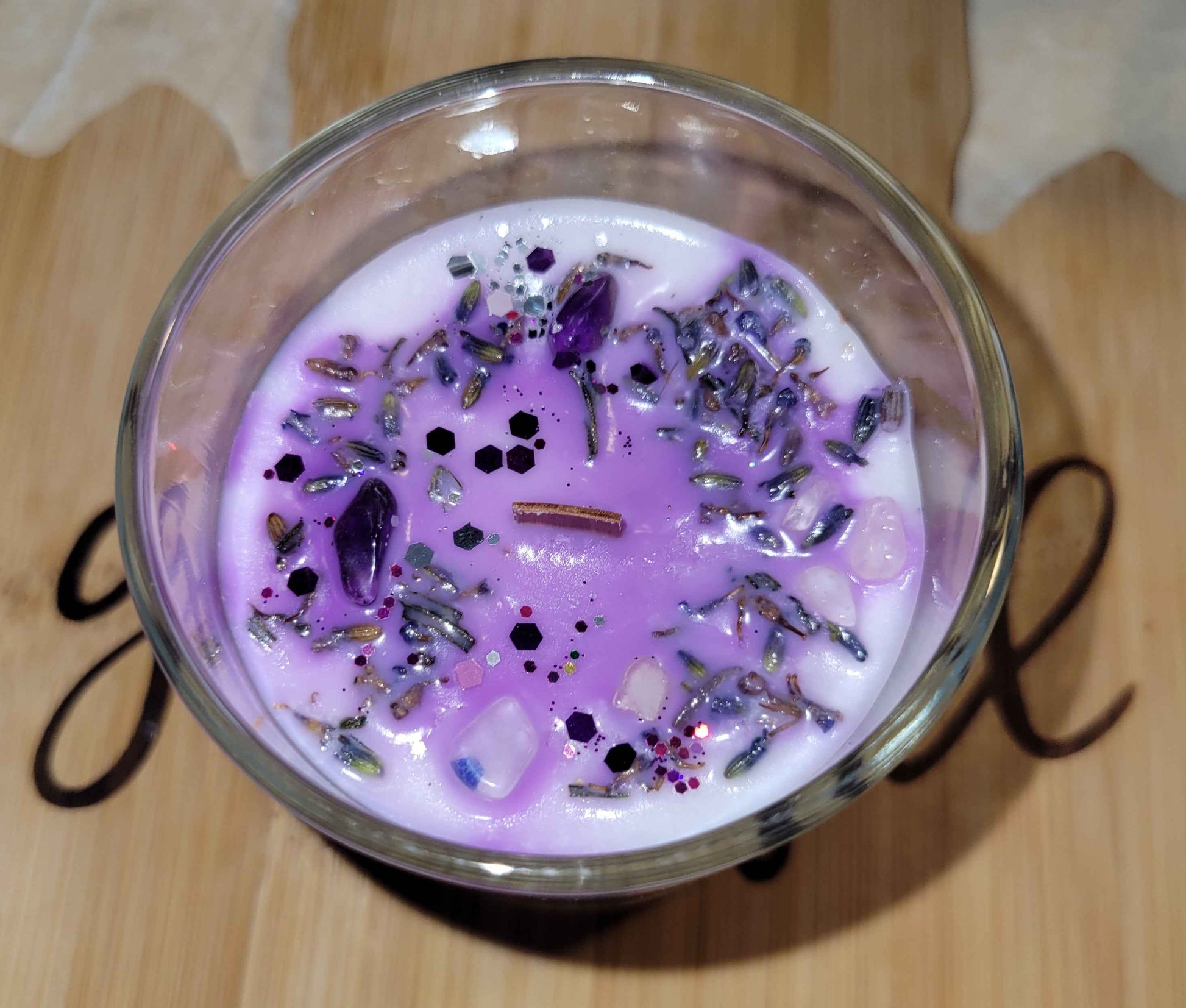 Warm Embrace – Scented Soy Candle | Wooden Wick, Clean-Burning (12 oz)