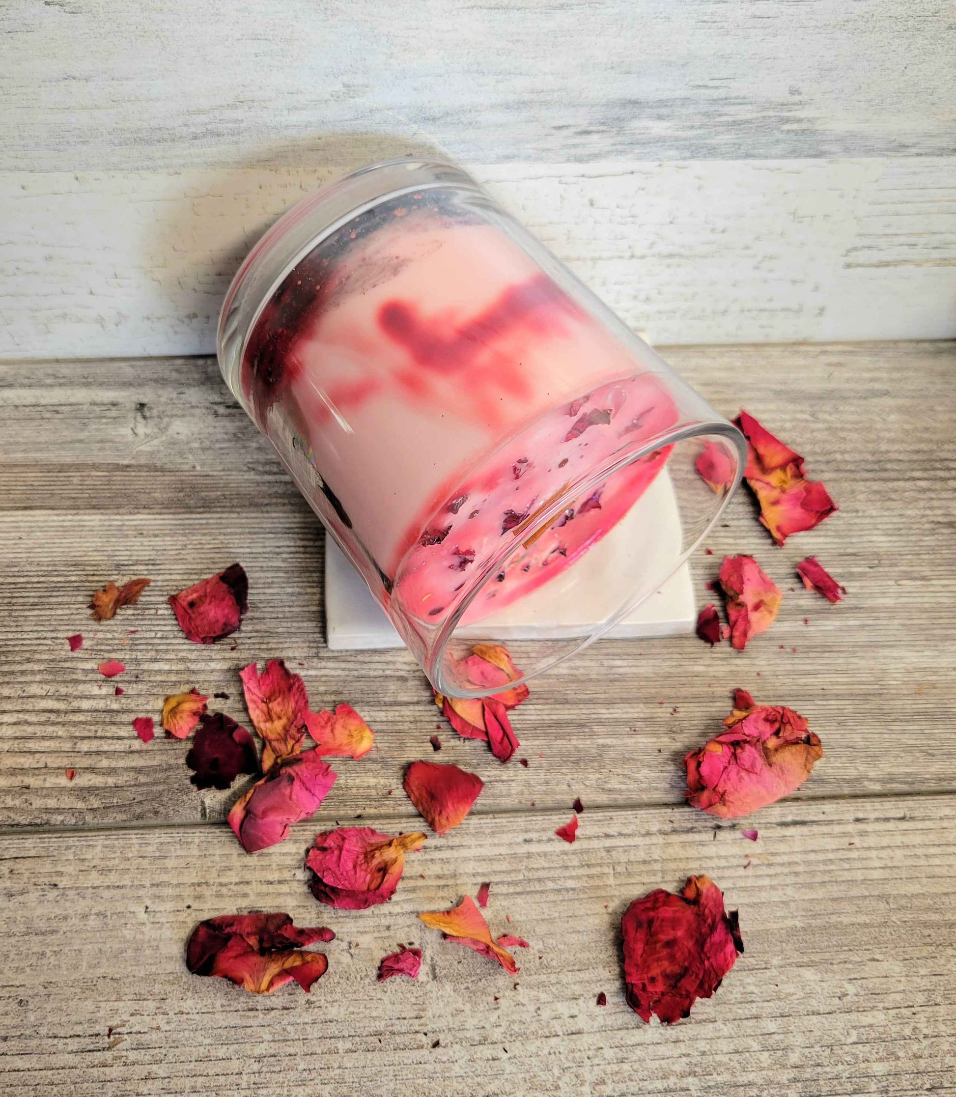 Rustic Romance – Scented Soy Candle | Wooden Wick, Clean-Burning (12 oz)