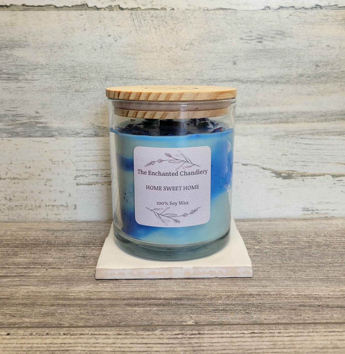 Home Sweet Home – Scented Soy Candle | Wooden Wick, Clean-Burning (6 oz)